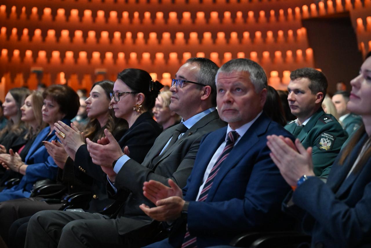 Алексей Шапошников: В Управлении Федеральной налоговой службы по городу Москве состоялось расширенное заседание коллегии, посвящённое 35-летию со дня создания налоговых органов Российской Федерации Алексей Шапошников: В Управлении Федеральной налоговой службы по городу Москве состоялось расширенное заседание коллегии, посвящённое 35-летию со дня создания налоговых органов Российской Федерации