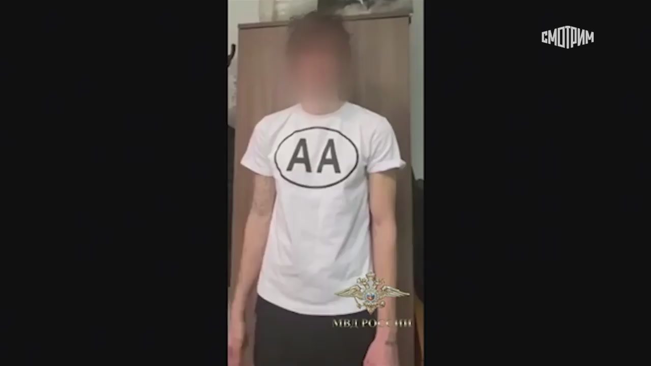 В Москве задержали 23-летнего жителя Химок, забравшегося на крышу вагона метро и спрыгнувшего с нее в Москву-реку на Нагатинском мосту