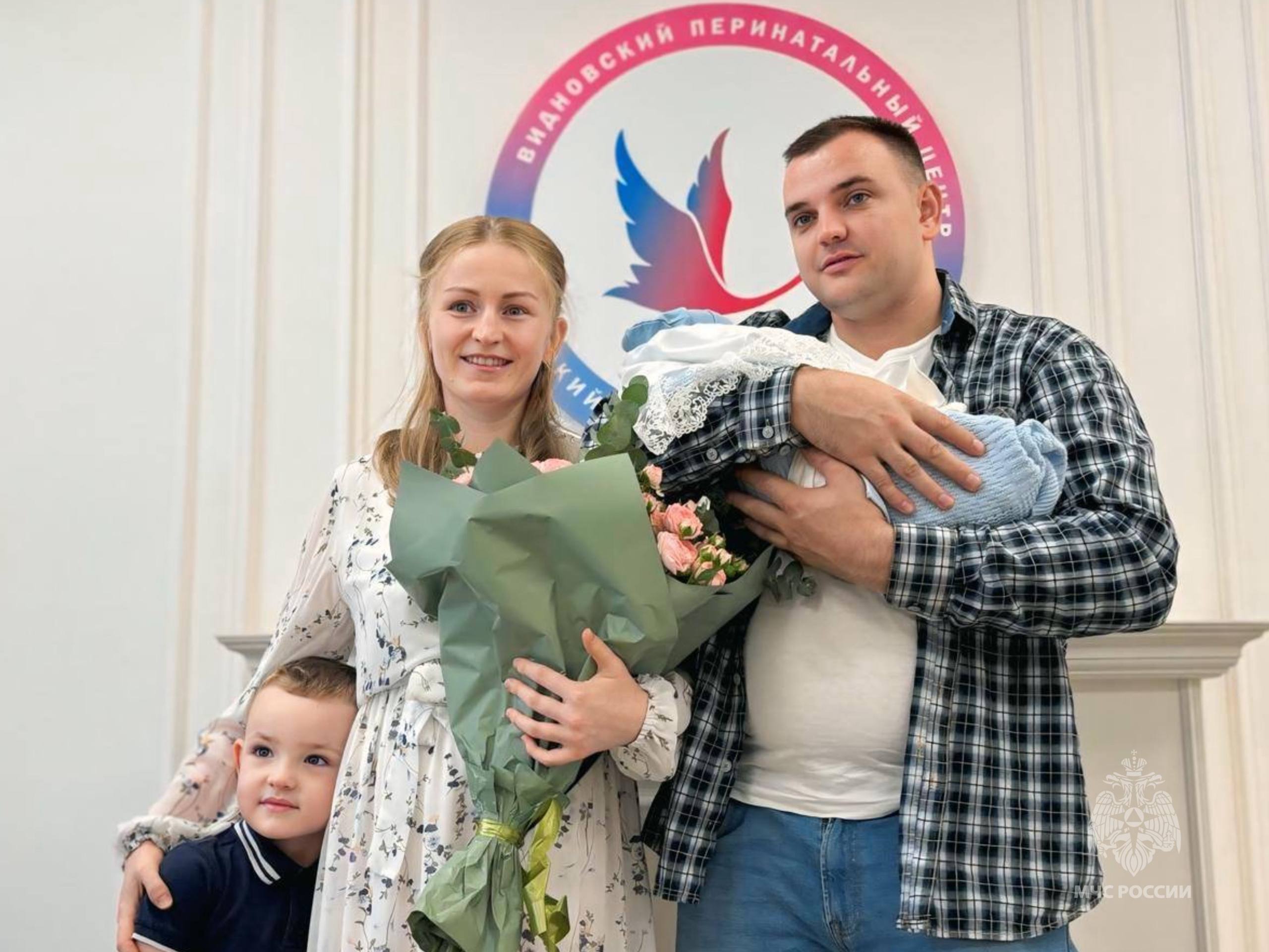 #РовесникиМЧС. В преддверии 35-летия МЧС России рассказываем о ровесниках ведомства #РовесникиМЧС. В преддверии 35-летия МЧС России рассказываем о ровесниках ведомства