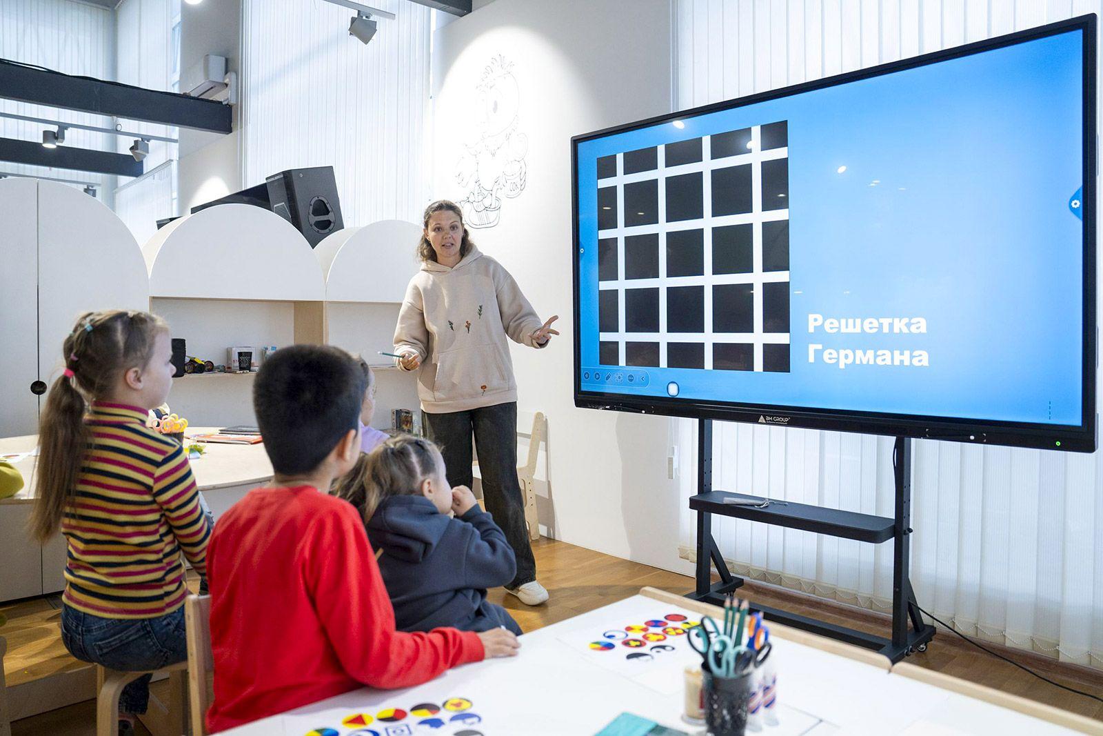 ВДНХ приглашает на мероприятия в рамках акции «Ночь искусств» ВДНХ приглашает на мероприятия в рамках акции «Ночь искусств»