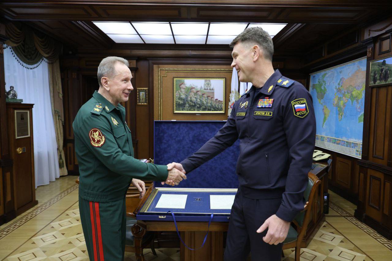 Дмитрий Аристов передал транспортные средства сотрудникам Росгвардии