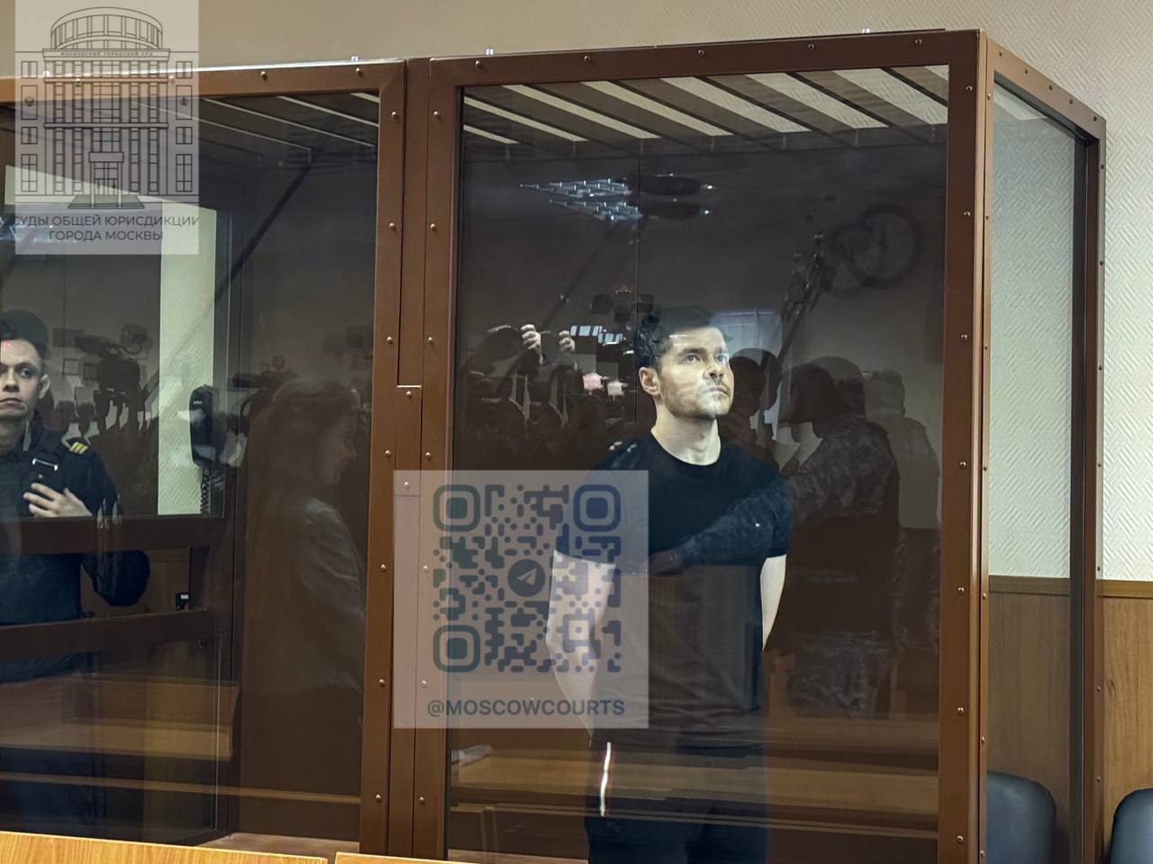 Блогер и предприниматель Аяз Шабутдинов заслушал приговор по делу о мошенничестве в особо крупном размере Блогер и предприниматель Аяз Шабутдинов заслушал приговор по делу о мошенничестве в особо крупном размере