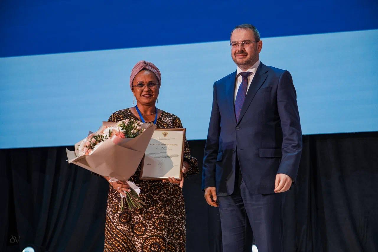 В Москве завершился Международный форум выпускников российских вузов   В Москве завершился Международный форум выпускников российских вузов