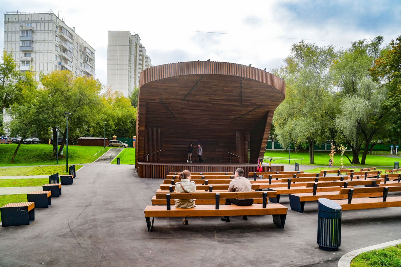 Евгений Попов: В этом году на Западе Москвы благоустроили парк «Пионерский» в районе Фили-Давыдково и территорию у Беловежского пруда в Можайском районе Евгений Попов: В этом году на Западе Москвы благоустроили парк «Пионерский» в районе Фили-Давыдково и территорию у Беловежского пруда в Можайском районе