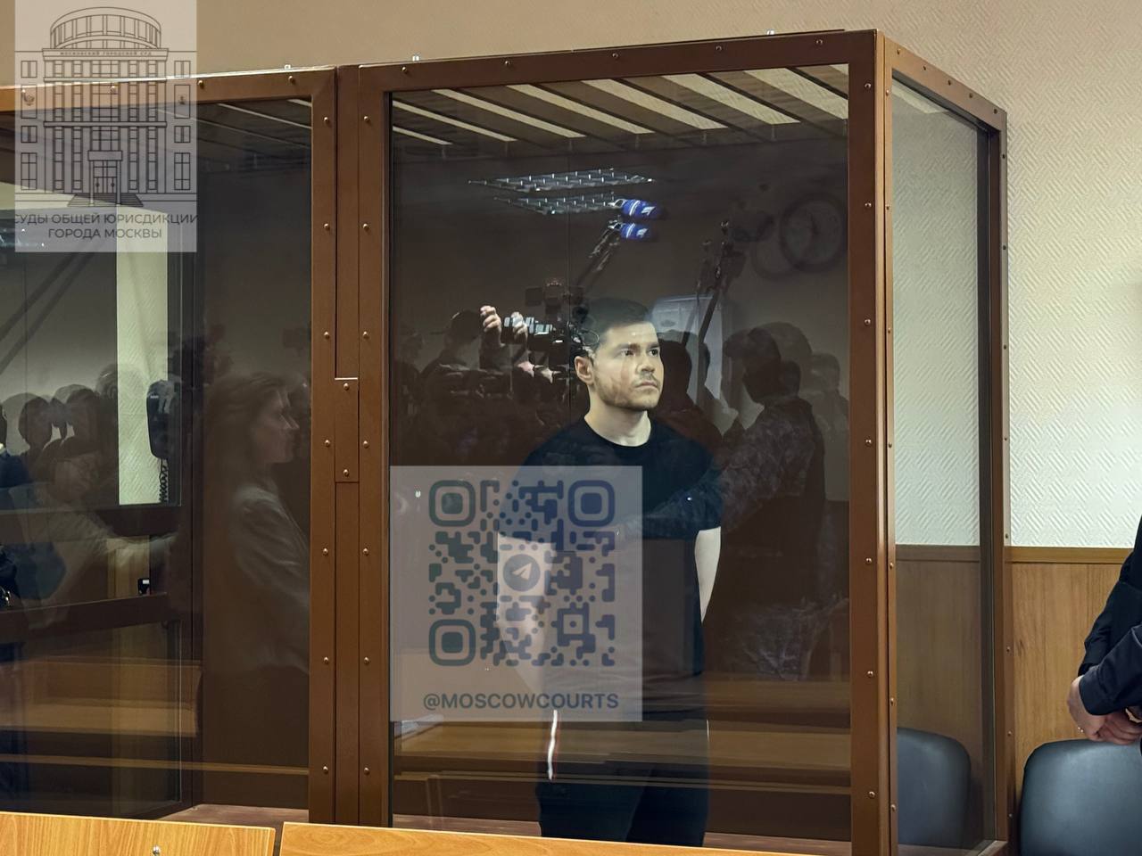 Блогер и предприниматель Аяз Шабутдинов заслушал приговор по делу о мошенничестве в особо крупном размере Блогер и предприниматель Аяз Шабутдинов заслушал приговор по делу о мошенничестве в особо крупном размере