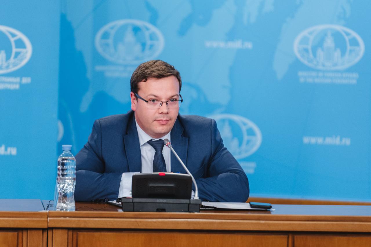 Cергей Рябков встретился с участниками Международной школы БРИКС: Новое поколение Cергей Рябков встретился с участниками Международной школы БРИКС: Новое поколение