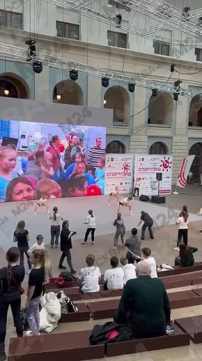     11:00 19:00       50-      !