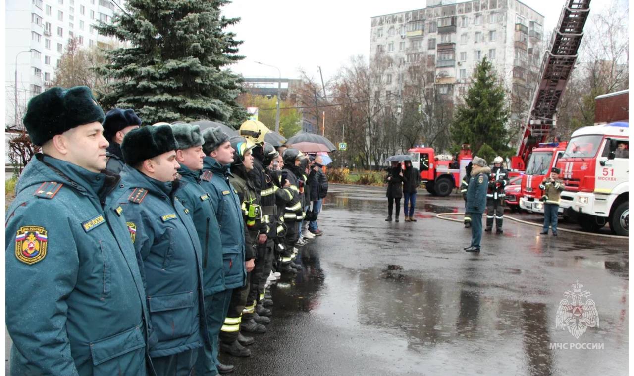С почетом и благодарностью