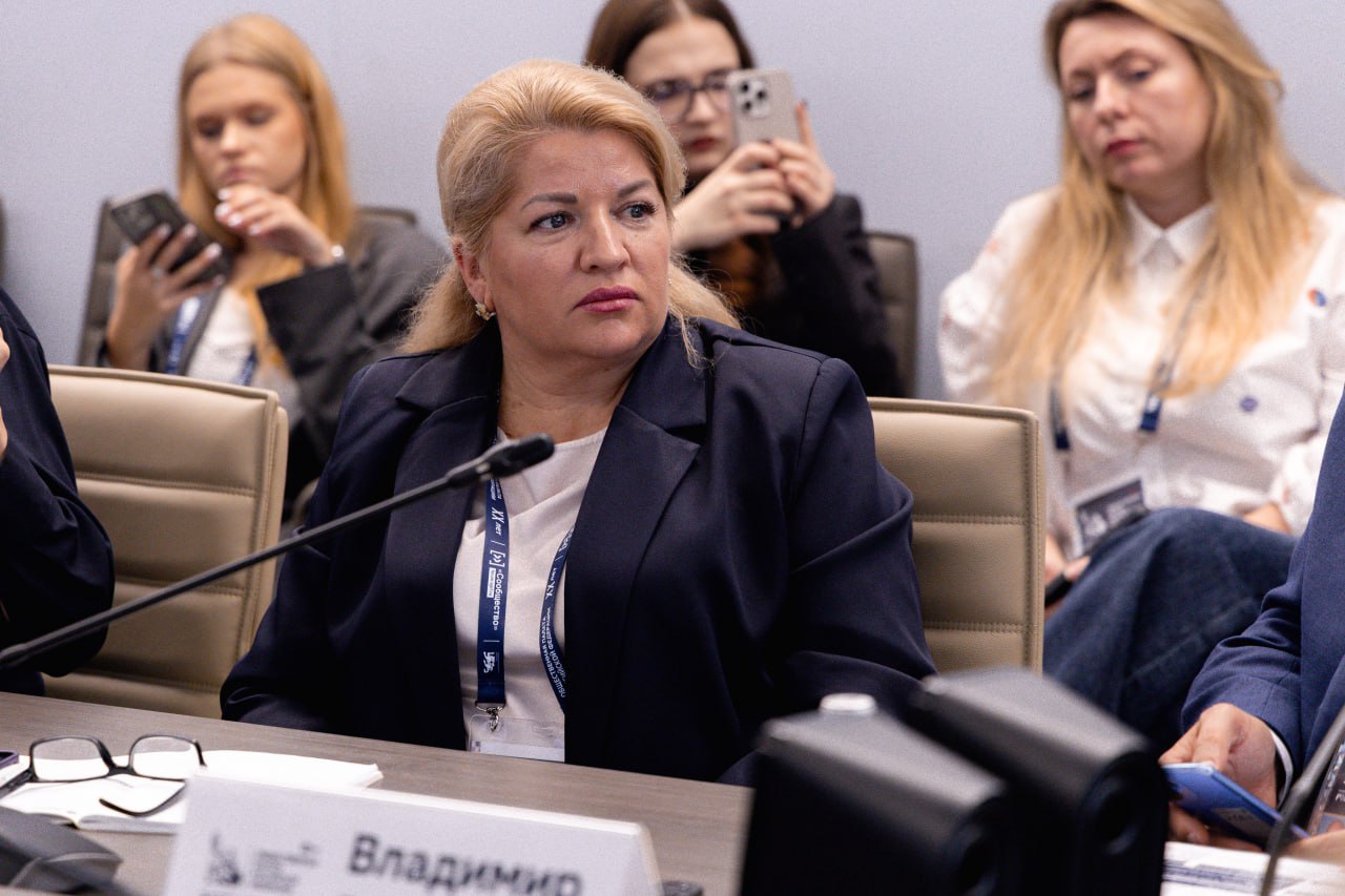 Интеграцию исторических регионов в общественное пространство России обсудили на форуме «Сообщество» в Москве Интеграцию исторических регионов в общественное пространство России обсудили на форуме «Сообщество» в Москве