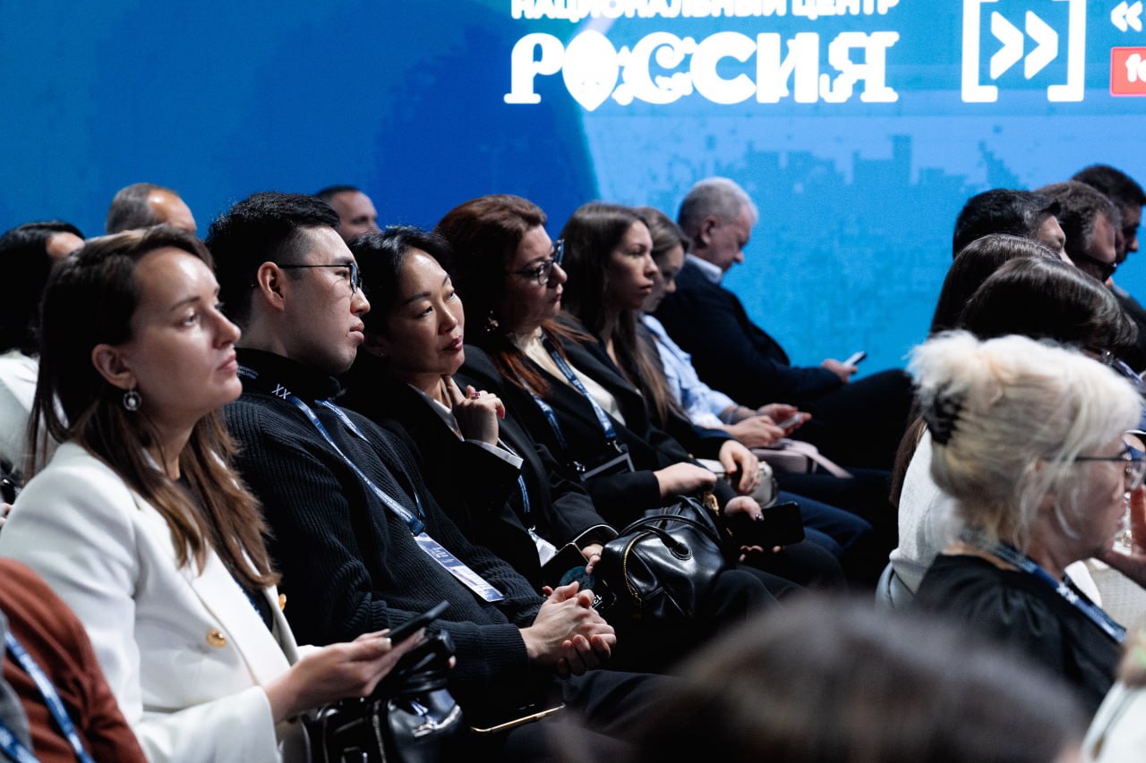 На форуме «Сообщество» в Москве обсудили взаимодействие власти и общества На форуме «Сообщество» в Москве обсудили взаимодействие власти и общества