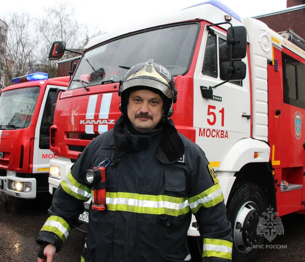 С почетом и благодарностью С почетом и благодарностью