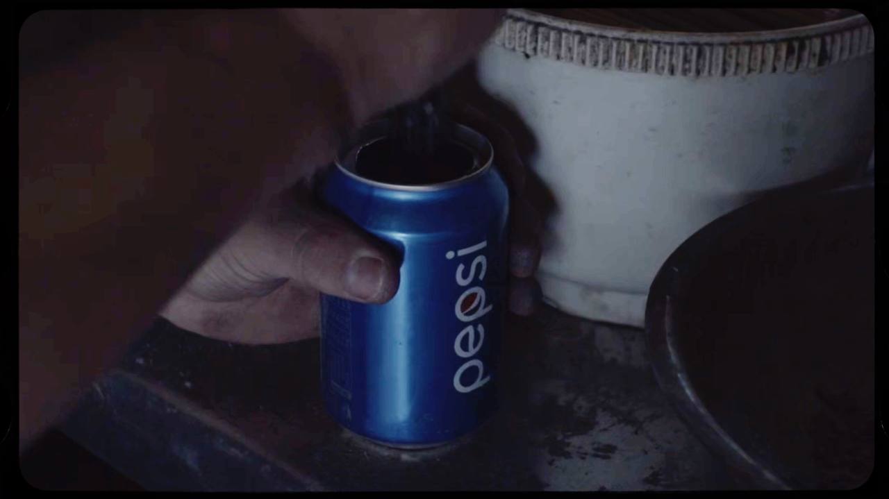 Мы и американцы. Когда говорят, что мы с американцами очень похожи, и различия наши надуманны и раздуты политиками, всегда вспоминаю один случай Мы и американцы. Когда говорят, что мы с американцами очень похожи, и различия наши надуманны и раздуты политиками, всегда вспоминаю один случай