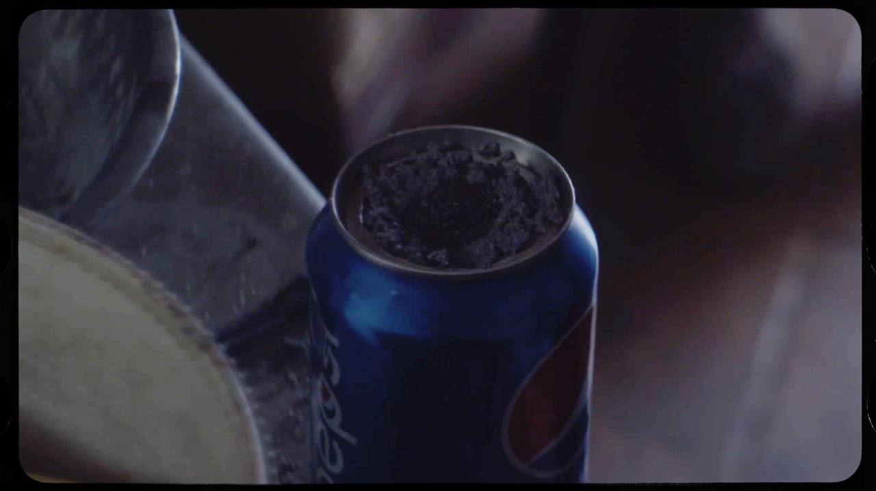 Мы и американцы. Когда говорят, что мы с американцами очень похожи, и различия наши надуманны и раздуты политиками, всегда вспоминаю один случай Мы и американцы. Когда говорят, что мы с американцами очень похожи, и различия наши надуманны и раздуты политиками, всегда вспоминаю один случай