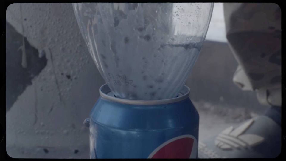 Мы и американцы. Когда говорят, что мы с американцами очень похожи, и различия наши надуманны и раздуты политиками, всегда вспоминаю один случай Мы и американцы. Когда говорят, что мы с американцами очень похожи, и различия наши надуманны и раздуты политиками, всегда вспоминаю один случай