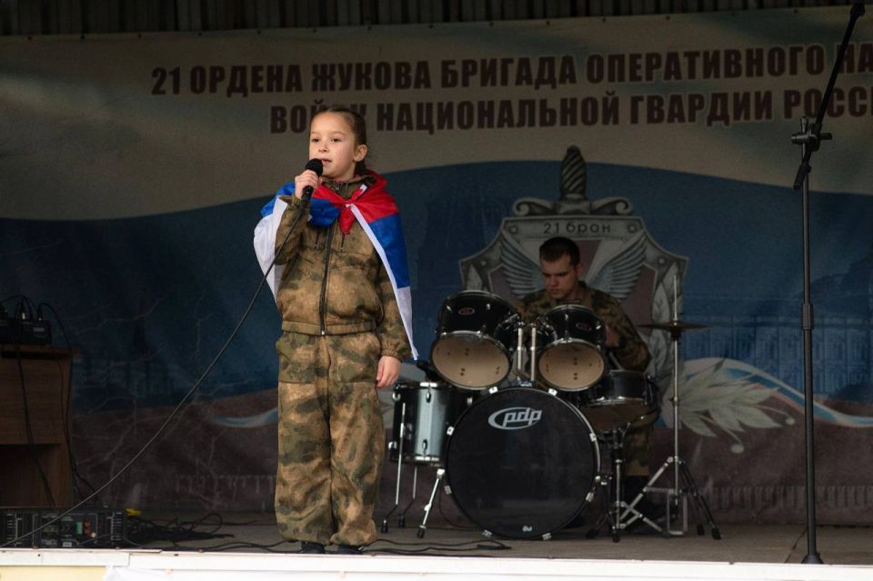 В Центральном округе Росгвардии прошли мероприятия, посвященные Дню народного единства В Центральном округе Росгвардии прошли мероприятия, посвященные Дню народного единства