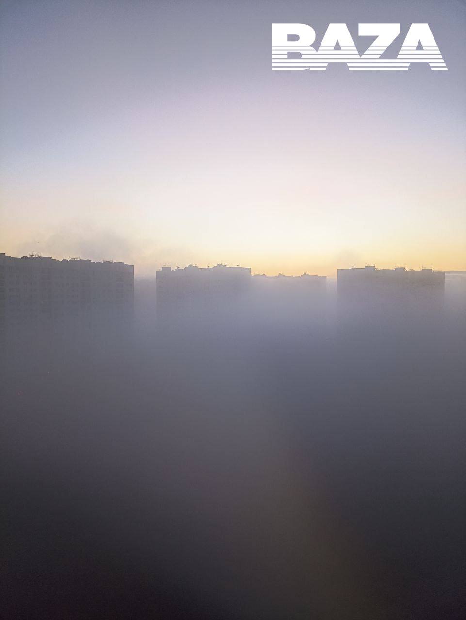 Москву накрыл плотный туман — видимость местами меньше 70 метров Москву накрыл плотный туман — видимость местами меньше 70 метров