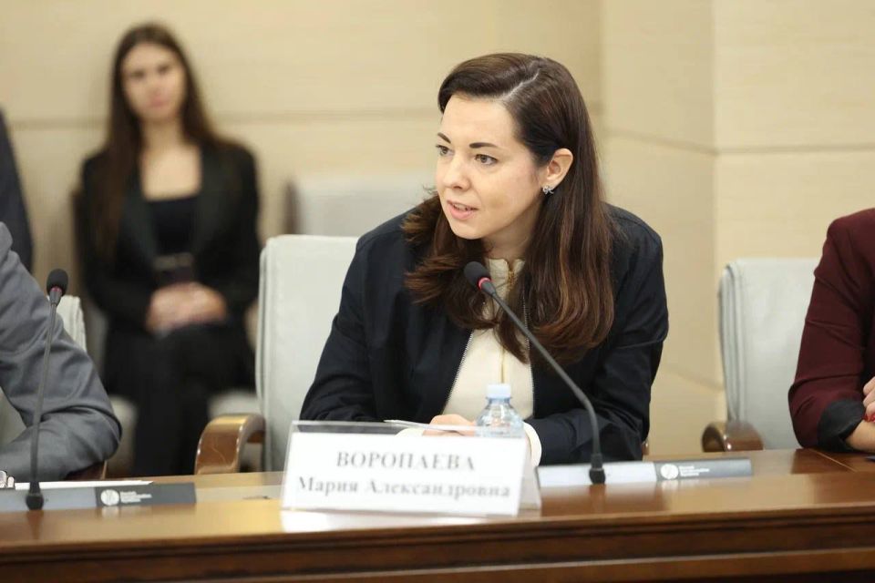    (    )   ,       л,     ...