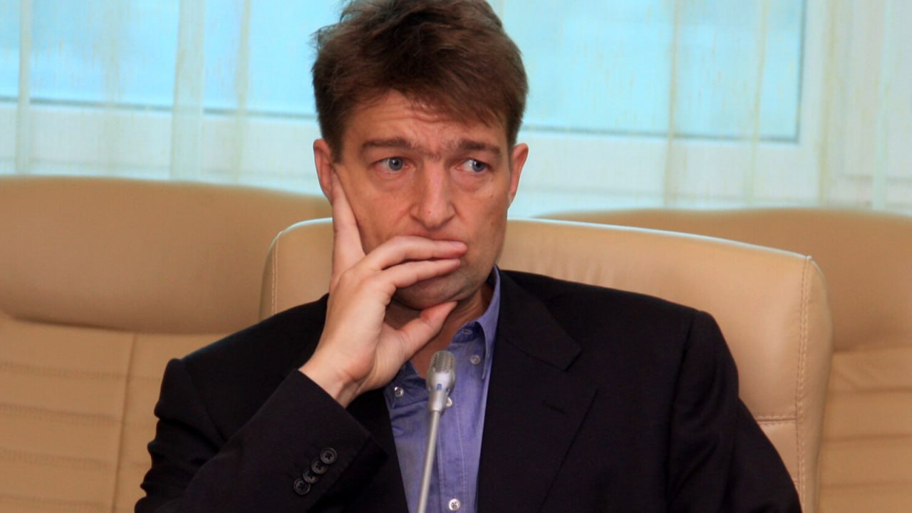 «Яшкино» и «Кириешки» экстремиста Штенгелова переданы в доход государства - ФССП