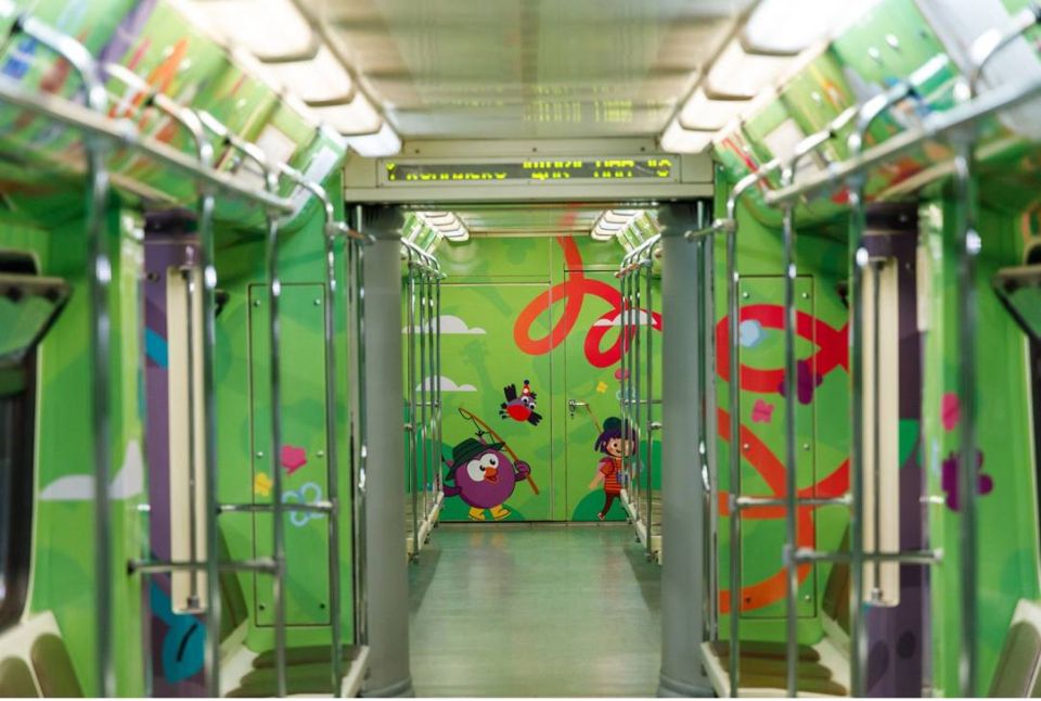 Московское метро снова дарит волшебство взрослым и детям! Московское метро снова дарит волшебство взрослым и детям!