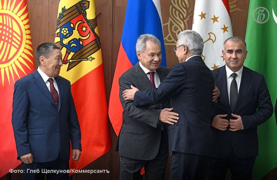 Одной из ключевых тем состоявшейся в Москве встречи секретарей советов безопасности Содружества независимых государств стали вызовы и угрозы, с которыми сталкиваются страны региона