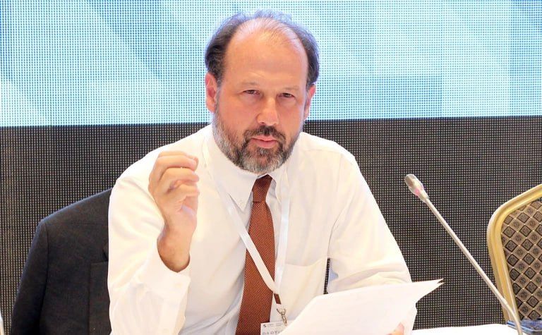 Нет никаких технических, военных или политических причин, чтобы Владимир Путин или Дональд Трамп отдали приказ возобновить испытания ядерного оружия, считает исполнительный директор американской Ассоциации по контролю над...