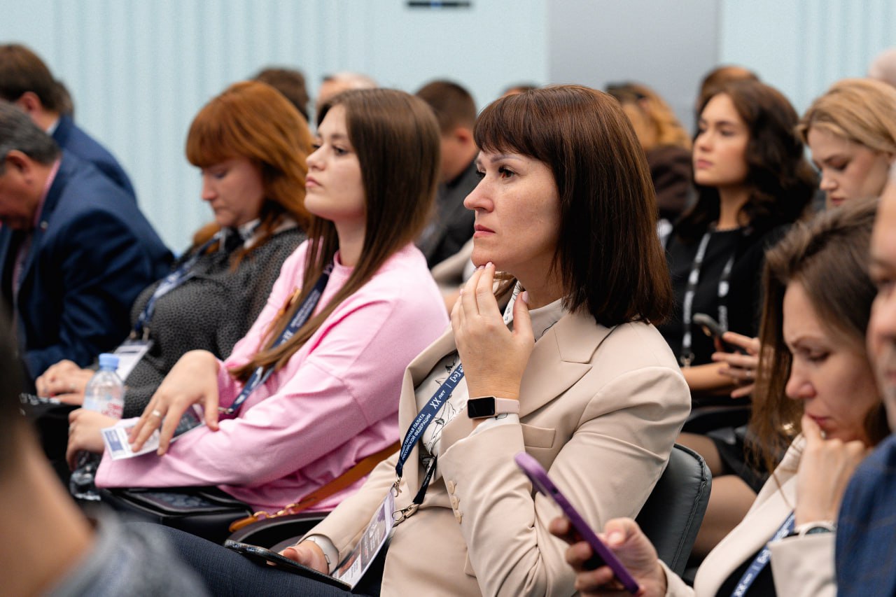 На форуме «Сообщество» в Москве обсудили, как превратить наследие Великой Отечественной войны в живой ресурс консолидации общества На форуме «Сообщество» в Москве обсудили, как превратить наследие Великой Отечественной войны в живой ресурс консолидации общества