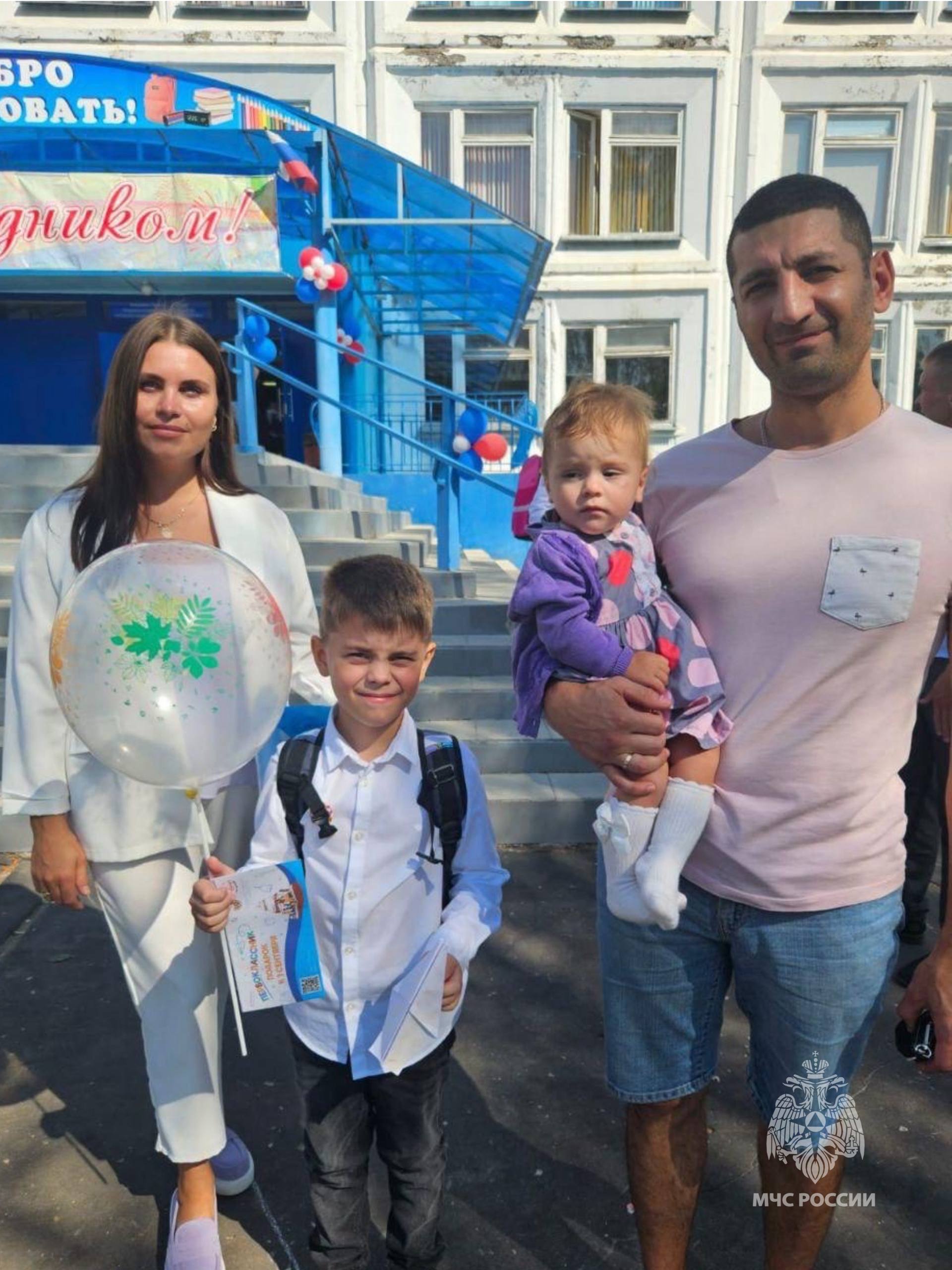 #РовесникиМЧС. В преддверии 35-летия МЧС России рассказываем о ровесниках ведомства #РовесникиМЧС. В преддверии 35-летия МЧС России рассказываем о ровесниках ведомства