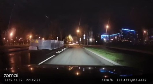 Вчера вечером в небе над Москвой и Подмосковьем заметили падение, предположительно, еще одного метеорита