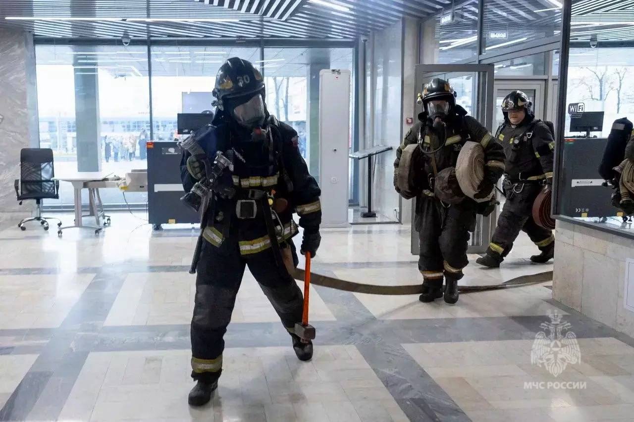 #БудниМЧС. Сотрудники Управления по ЮВАО ГУ МЧС России по г. Москве провели пожарно-тактические учения на объекте с массовым пребыванием людей