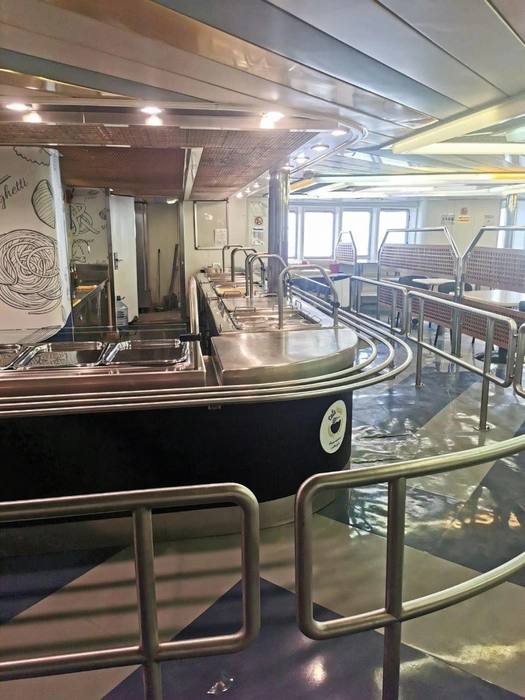 Российские туристы застряли на пароме Seabridge Российские туристы застряли на пароме Seabridge