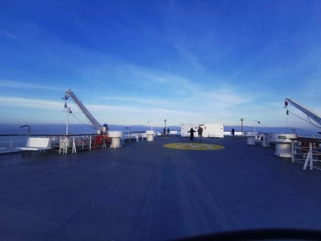 Российские туристы застряли на пароме Seabridge Российские туристы застряли на пароме Seabridge