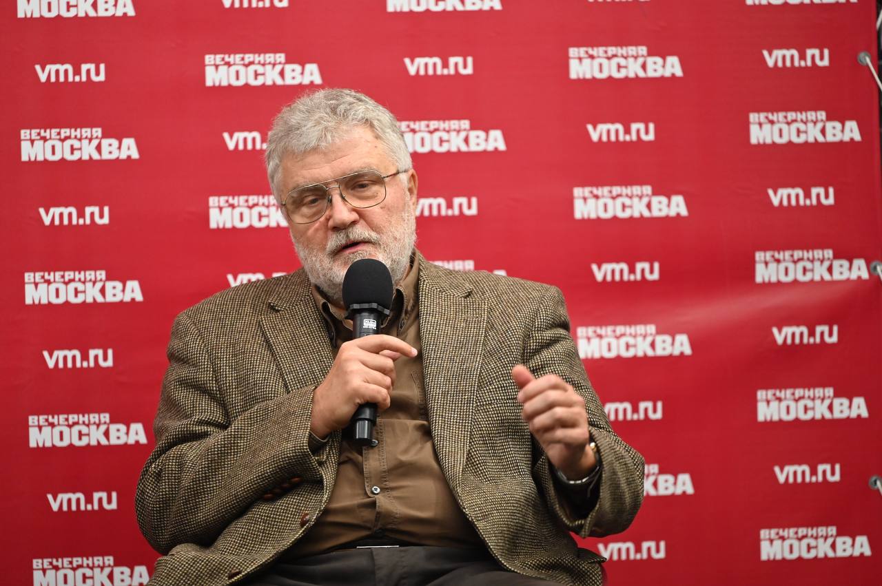 В год 80-летия Победы «Вечерняя Москва» представляет документальный кинопроект писателя, лауреата Госпремии России Юрия Полякова и режиссера Владимира Фатьянова — «Стихотворцы обоймы военной» — о легендарном поколении...