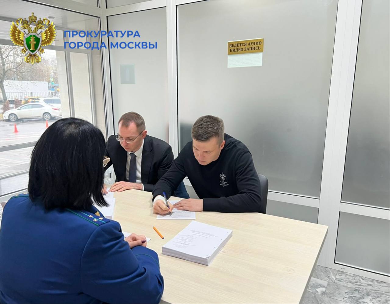 Прокуратура Москвы утвердила обвинение по уголовному делу против Валерии и Артема Чекалиных, а также их соучастника Романа Вишняка, сообщили в ведомстве Прокуратура Москвы утвердила обвинение по уголовному делу против Валерии и Артема Чекалиных, а также их соучастника Романа Вишняка, сообщили в ведомстве