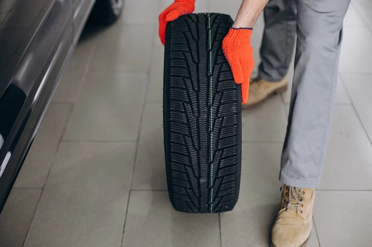 «Меняйте срочно». Вильфанд поторопил с заменой шин: счет на дни