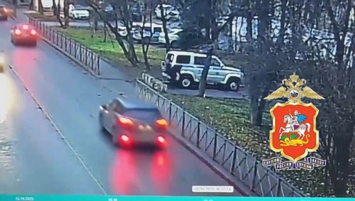 Москвич поджег полицейский автомобиль в Химках якобы по указанию неизвестных, он задержан, заявили в полиции