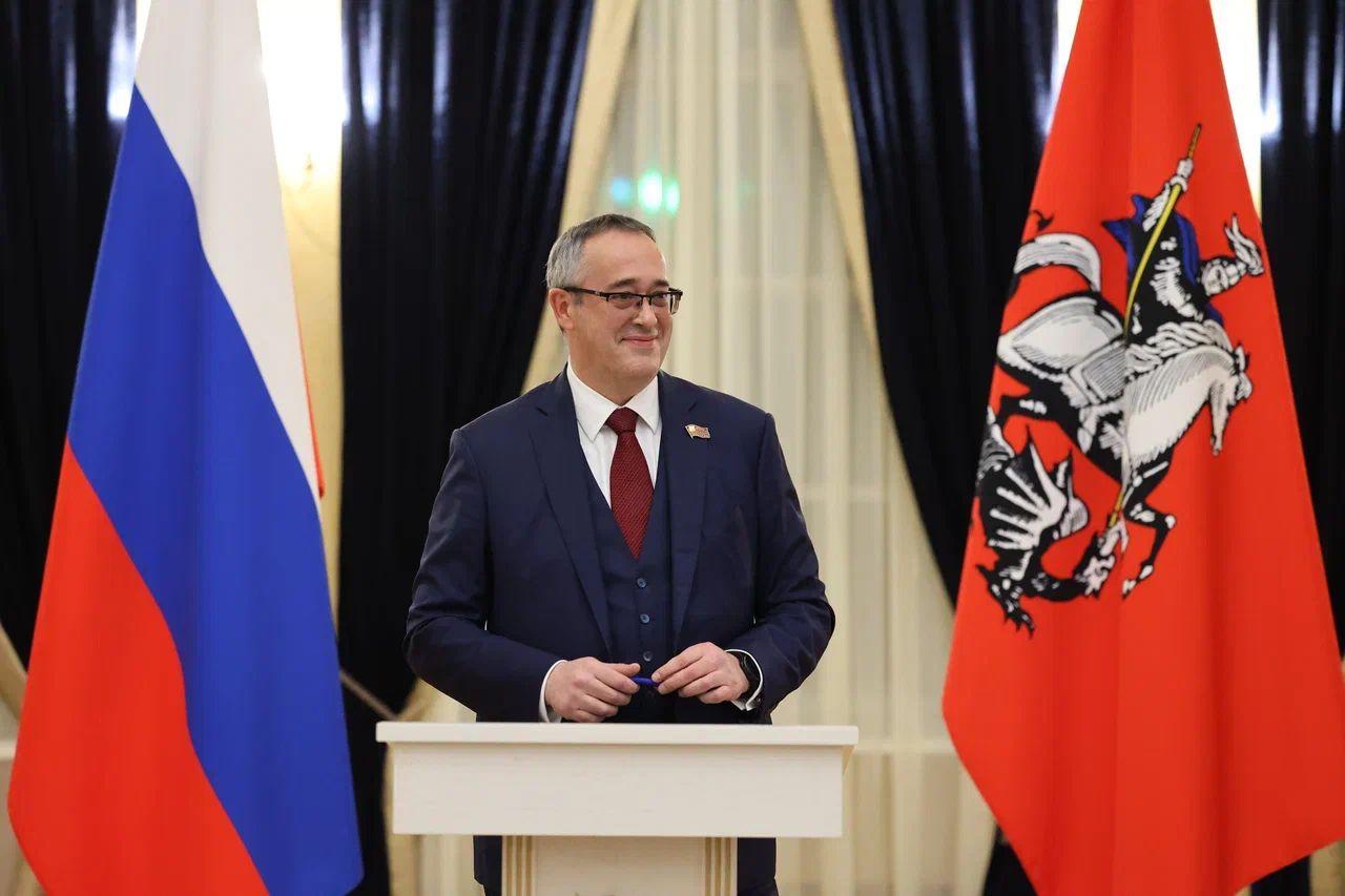 Алексей Шапошников: Сегодня в Московской городской Думе встретился со студентами Московского государственного юридического университета имени О. Е. Кутафина (МГЮА) – моего родного вуза – флагмана юридического образования в... Алексей Шапошников: Сегодня в Московской городской Думе встретился со студентами Московского государственного юридического университета имени О. Е. Кутафина (МГЮА) – моего родного вуза – флагмана юридического образования в...