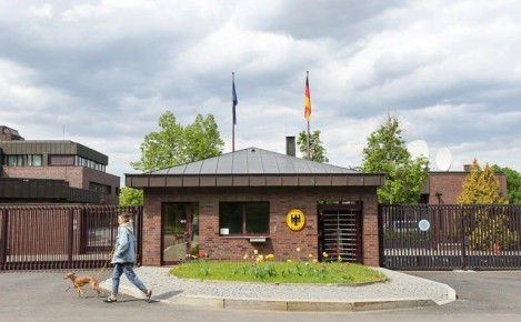          (VDK)            ,        1992 