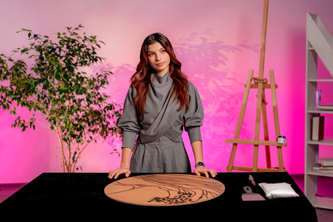 Флорариумы, барельефы и мода: школьники запускают бизнес еще до выпускного Флорариумы, барельефы и мода: школьники запускают бизнес еще до выпускного