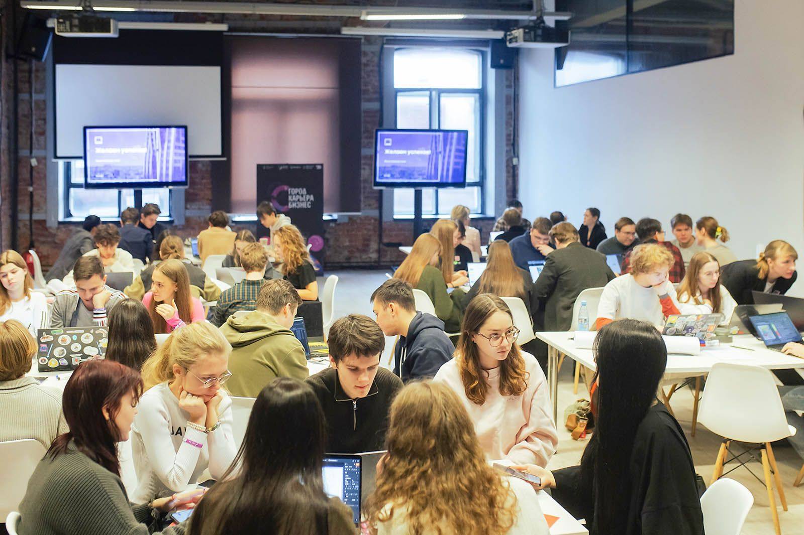 Форум-выставка «Город. Карьера. Бизнес» пройдет в кластере «Ломоносов» Форум-выставка «Город. Карьера. Бизнес» пройдет в кластере «Ломоносов»