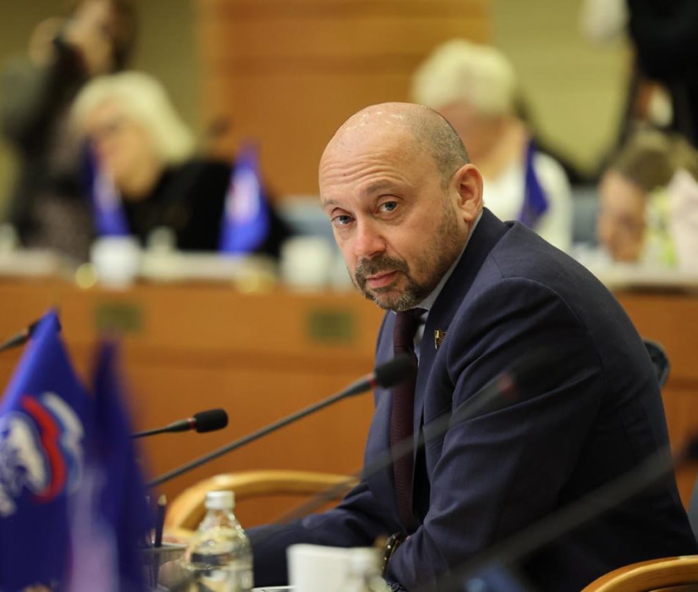 Москва уделяет особое внимание промышленным предприятиям, их особая поддержка – вклад в укрепление технологической независимости страны, считает член комиссии МГД по предпринимательству, инновационному развитию и... Москва уделяет особое внимание промышленным предприятиям, их особая поддержка – вклад в укрепление технологической независимости страны, считает член комиссии МГД по предпринимательству, инновационному развитию и...