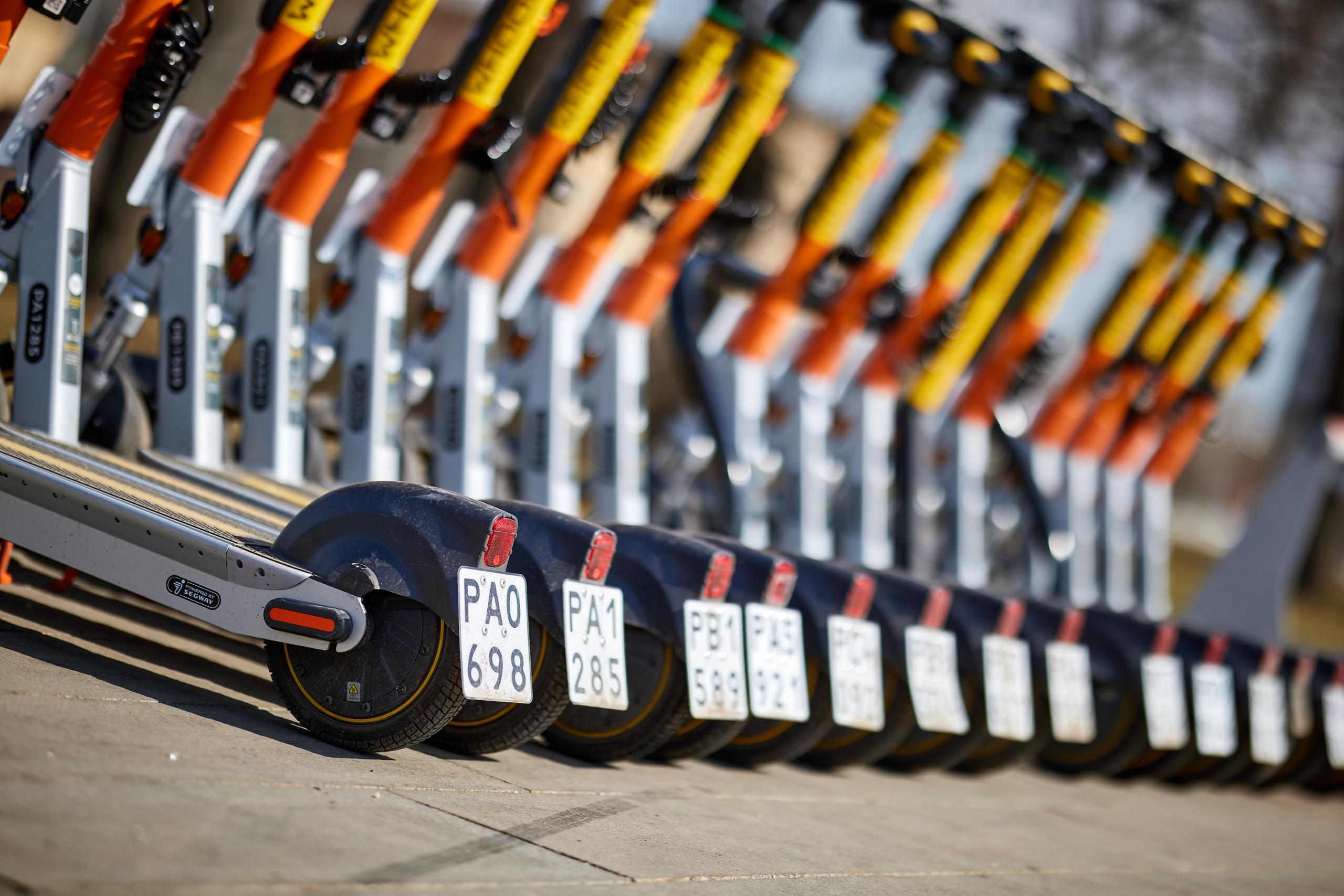 Сегодня в Москве завершается сезон велопроката и аренды электросамокатов