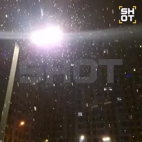 Москва, снег, 15 ноября. Синоптики прогнозируют, что снегопад закончится ближе к 14:00