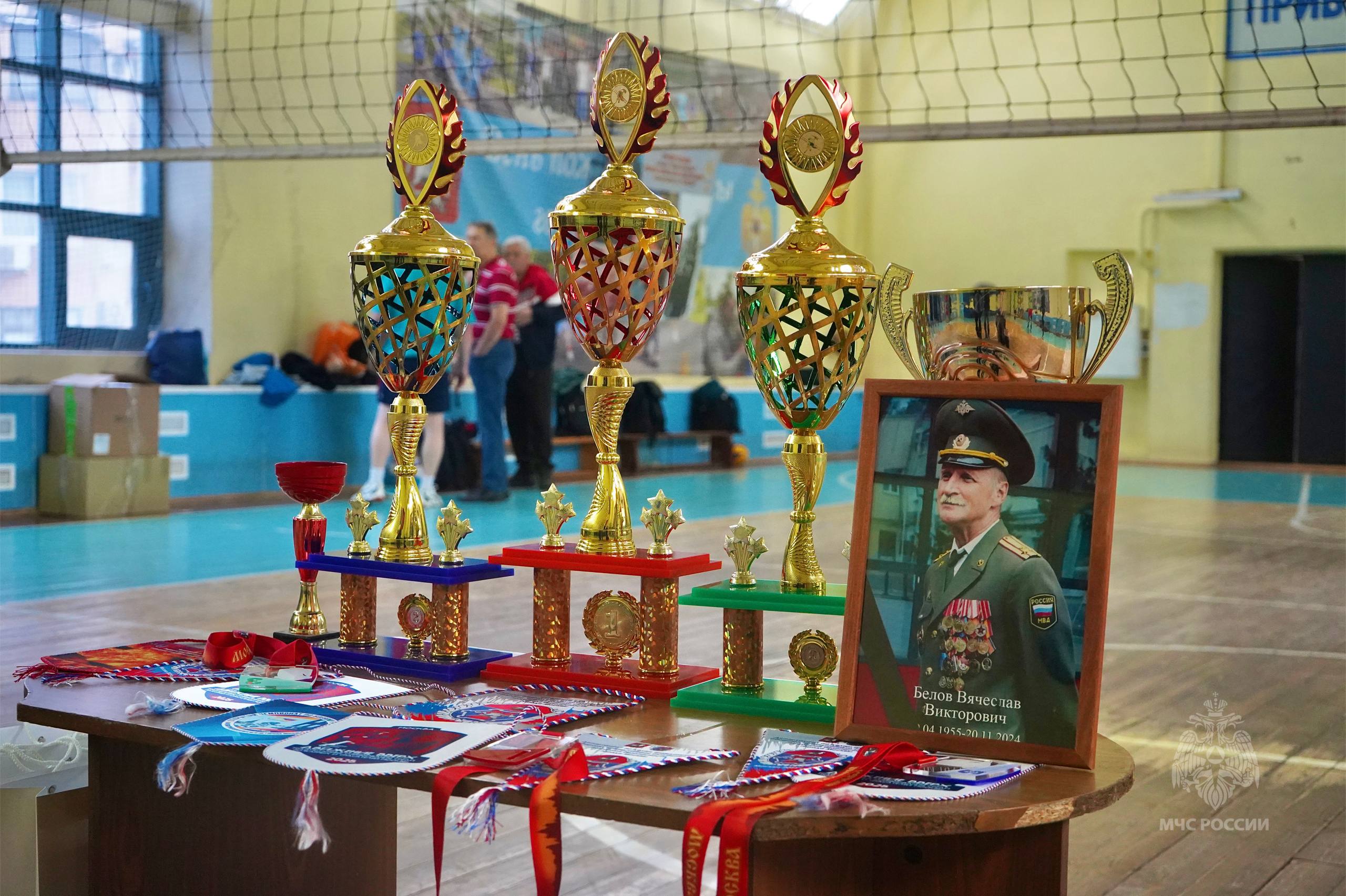 Определены победители и призеры турнира по волейболу, посвященного памяти кавалера ордена Мужества Вячеслава Белова Определены победители и призеры турнира по волейболу, посвященного памяти кавалера ордена Мужества Вячеслава Белова