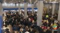 Более 700 человек застряли в аэропорту Норильска из-за непогоды