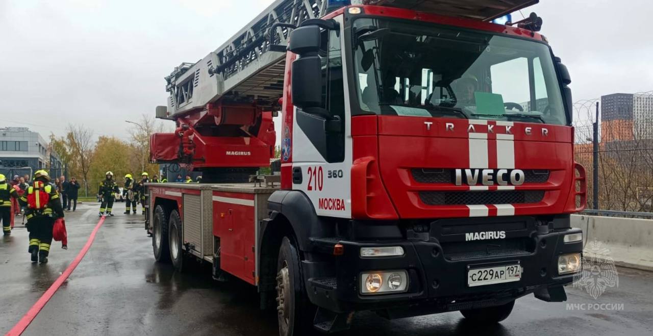 #БудниМЧС. На Северо-Востоке столицы, на территории логистического центра «ЦОД Медведково», состоялись плановые пожарно-тактические учения #БудниМЧС. На Северо-Востоке столицы, на территории логистического центра «ЦОД Медведково», состоялись плановые пожарно-тактические учения