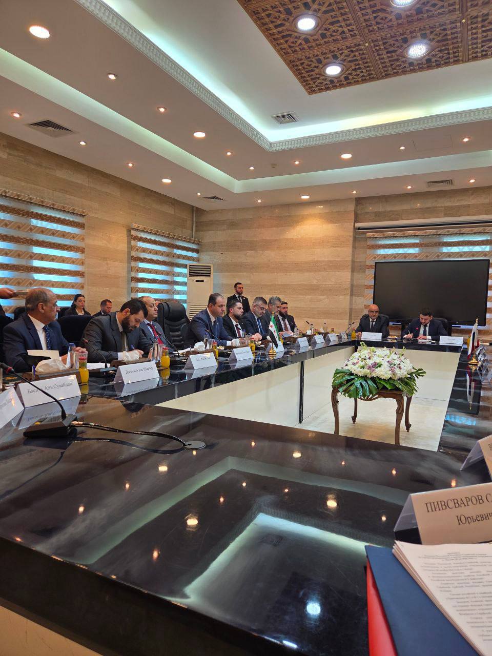 Министр строительства и ЖКХ РФ Ирек Файзуллин возглавил российскую делегацию Постоянной Российско-Сирийской комиссии по торгово-экономическому и научно-техническому сотрудничеству во время визита в Сирию Министр строительства и ЖКХ РФ Ирек Файзуллин возглавил российскую делегацию Постоянной Российско-Сирийской комиссии по торгово-экономическому и научно-техническому сотрудничеству во время визита в Сирию