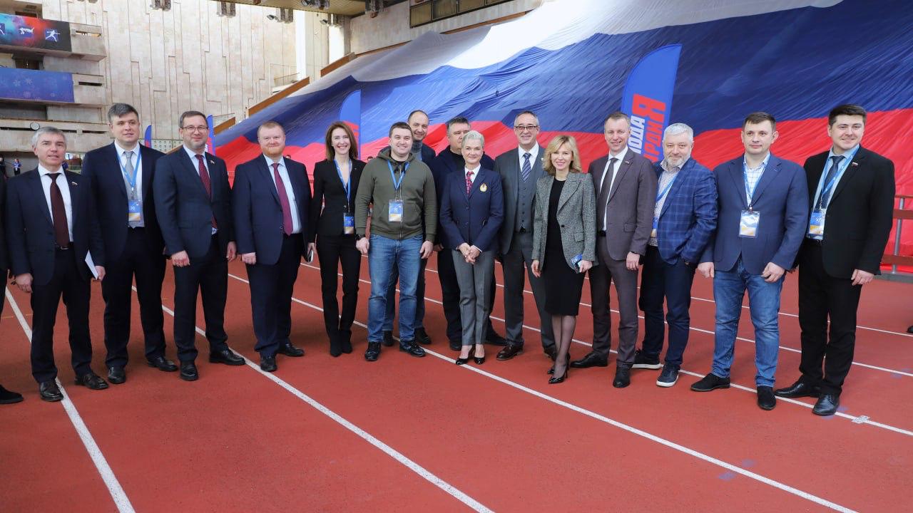 Алексей Шапошников: МГЕР, с юбилеем! Сегодня исполняется 20 лет со дня основания Всероссийской общественной организации «Молодая Гвардия Единой России» – движения, которое стало стартовой площадкой для тысяч молодых людей по... Алексей Шапошников: МГЕР, с юбилеем! Сегодня исполняется 20 лет со дня основания Всероссийской общественной организации «Молодая Гвардия Единой России» – движения, которое стало стартовой площадкой для тысяч молодых людей по...