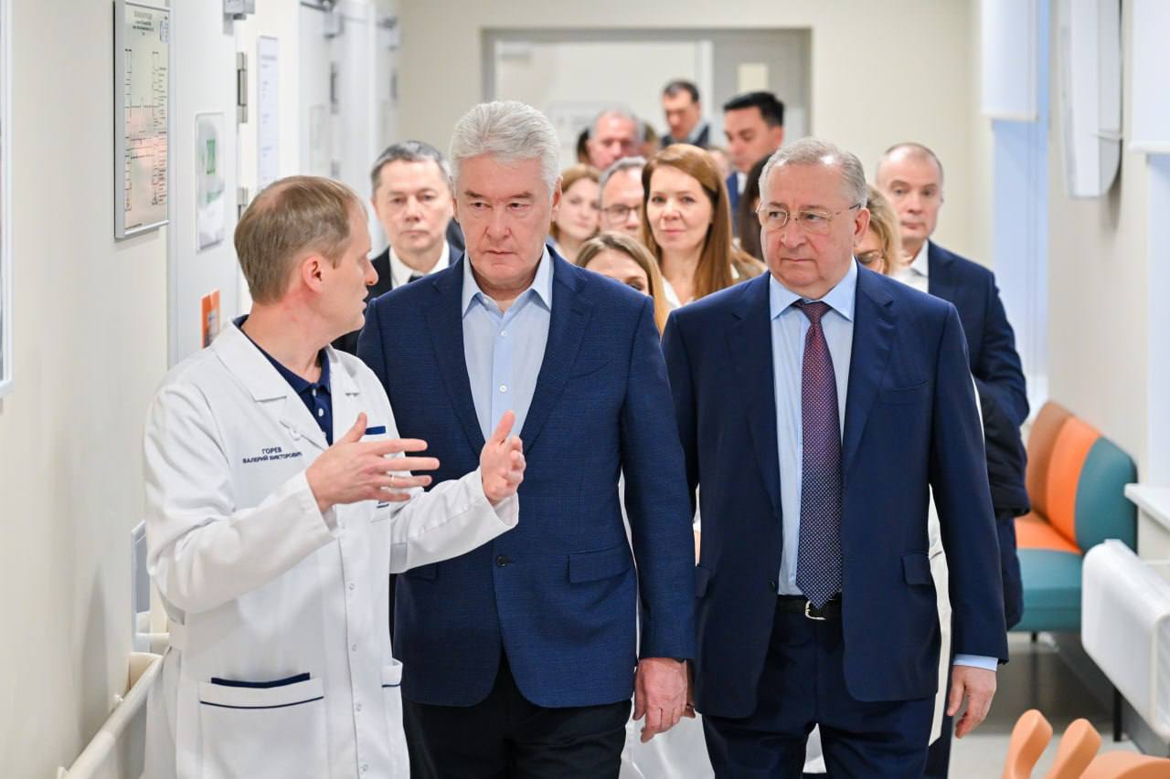 Знаковым событием для столичного и российского здравоохранения в целом стало открытие после капитального ремонта двух корпусов в Морозовской детской больнице Знаковым событием для столичного и российского здравоохранения в целом стало открытие после капитального ремонта двух корпусов в Морозовской детской больнице