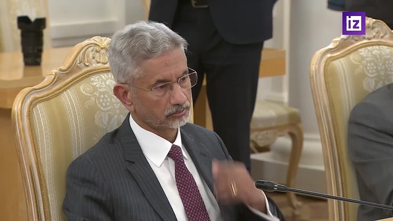 Глава МИД РФ Сергей Лавров проводит в Москве встречу с индийским коллегой Субраманьямом Джайшанкаром