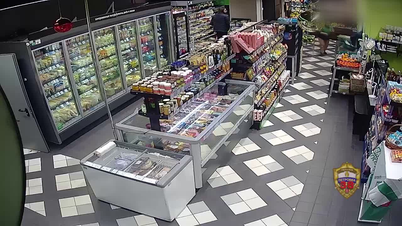 В Москве задержали мужчину, который украл продукты из магазина «ВкусВилл»